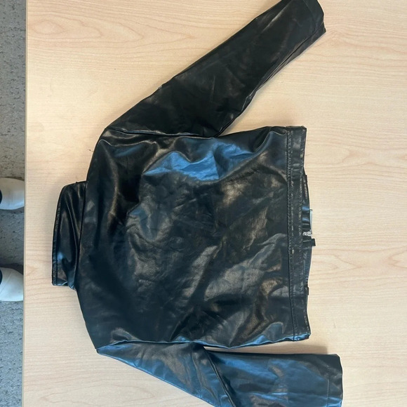 Kids Chucky coat in mint condition super cute moto style size 5-6T  Halloween - Picture 2 of 6